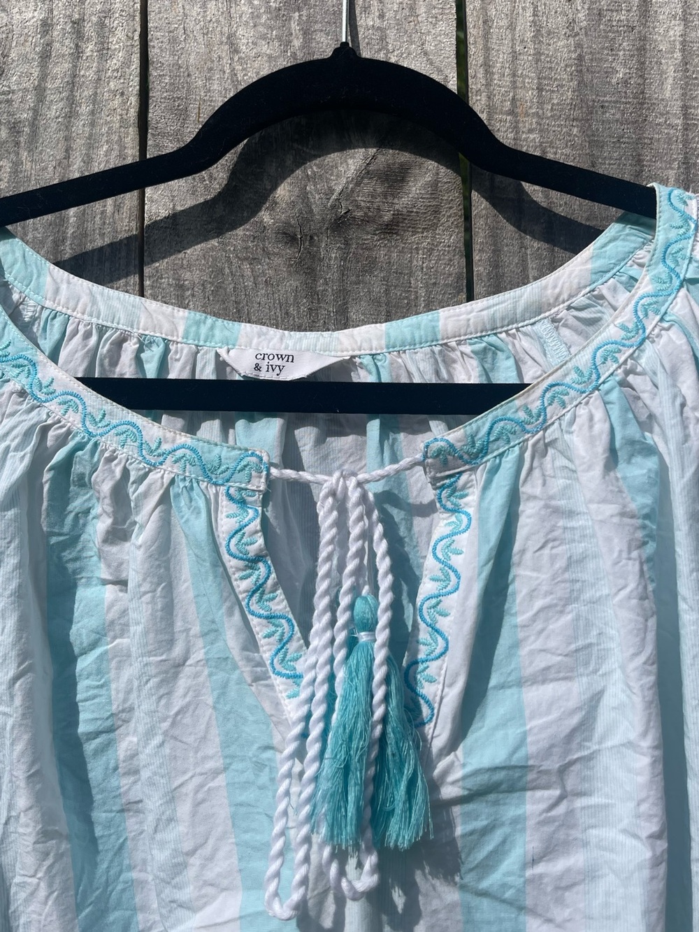 Light Blue Striped Peasant Blouse with Embroidered Sleeves Sz XXL - Picture 2 of 11